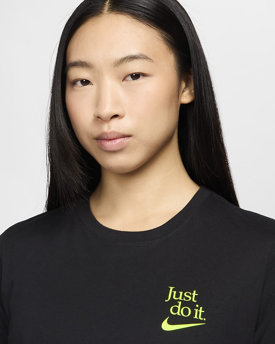 Nike Women s T Shirt. Nike JP